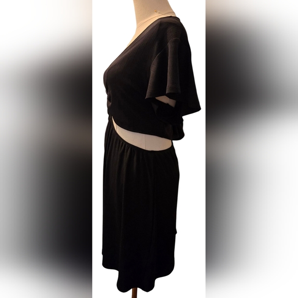 Divided by H&M Cut Out Jersey Dress - Picture 7 of 11